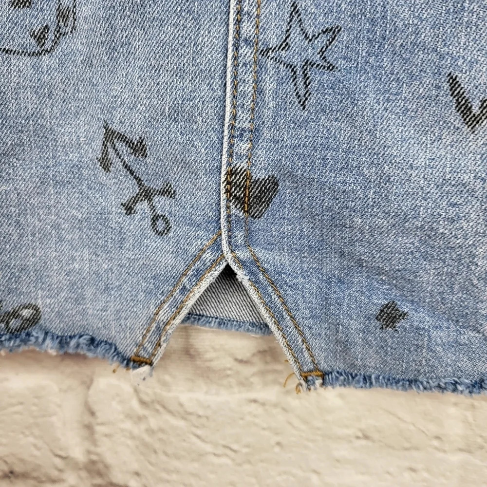 BDG Urban Outfitters Notched Graffiti Denim Mini Skirt Sz M - Picture 8 of 14